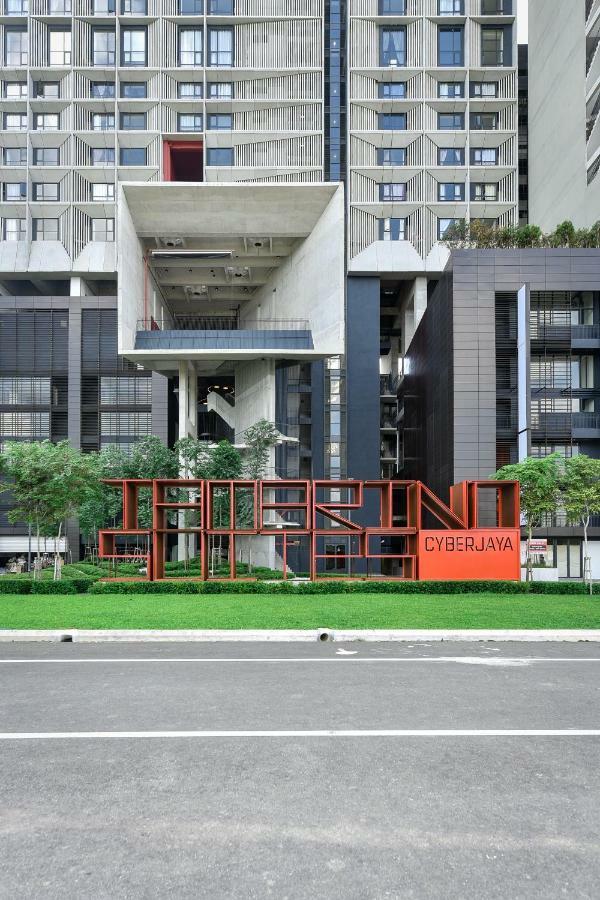 Tamarind Suites By Subhome Сиберджая Екстериор снимка
