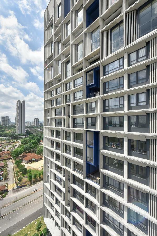 Tamarind Suites By Subhome Сиберджая Екстериор снимка